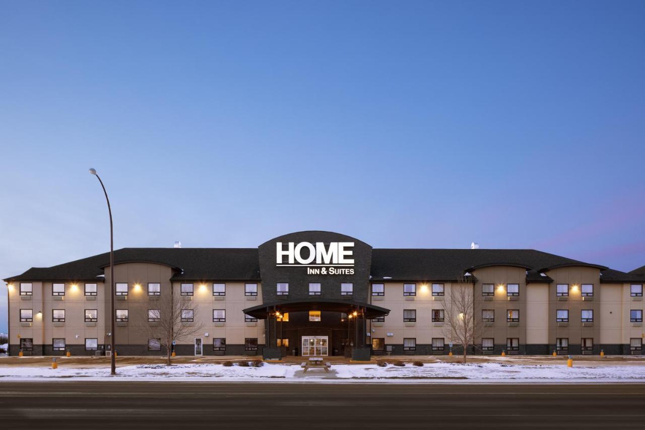 Home Inn & Suites - Swift Current Exteriör bild